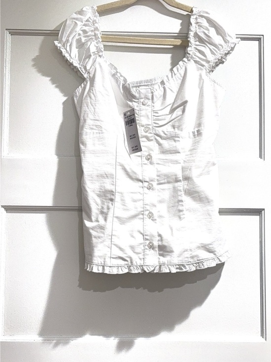 Hollister Tops - Hollister White Button Down short sleeve Blouse NWT